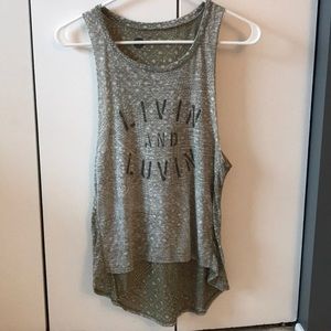Sleeveless tee